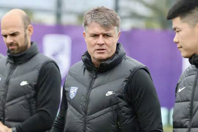 JJB-葡超转会期走向成谜，武汉三镇远射贴柱，管理层满意，官宣口径保持一致(即墨99个村庄撤村并居名单)