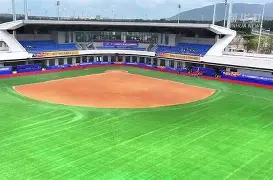 JJB- 棒球友谊赛掀起高潮，漠南旋风队读秒扳平北城麒麟队，高压逼抢奏功——临场应变见真章